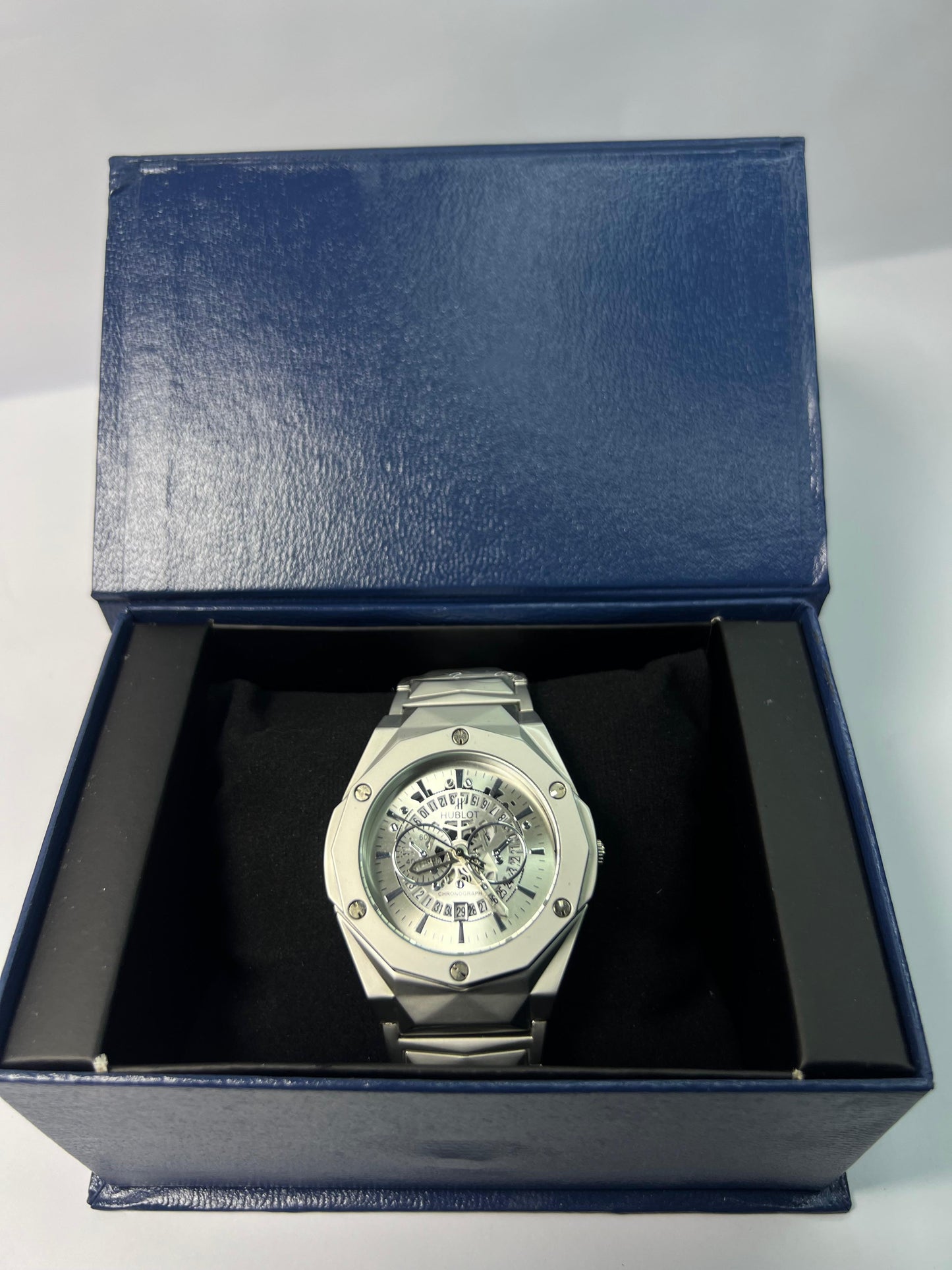 Hublot Diamond Cut | Master Watch | White