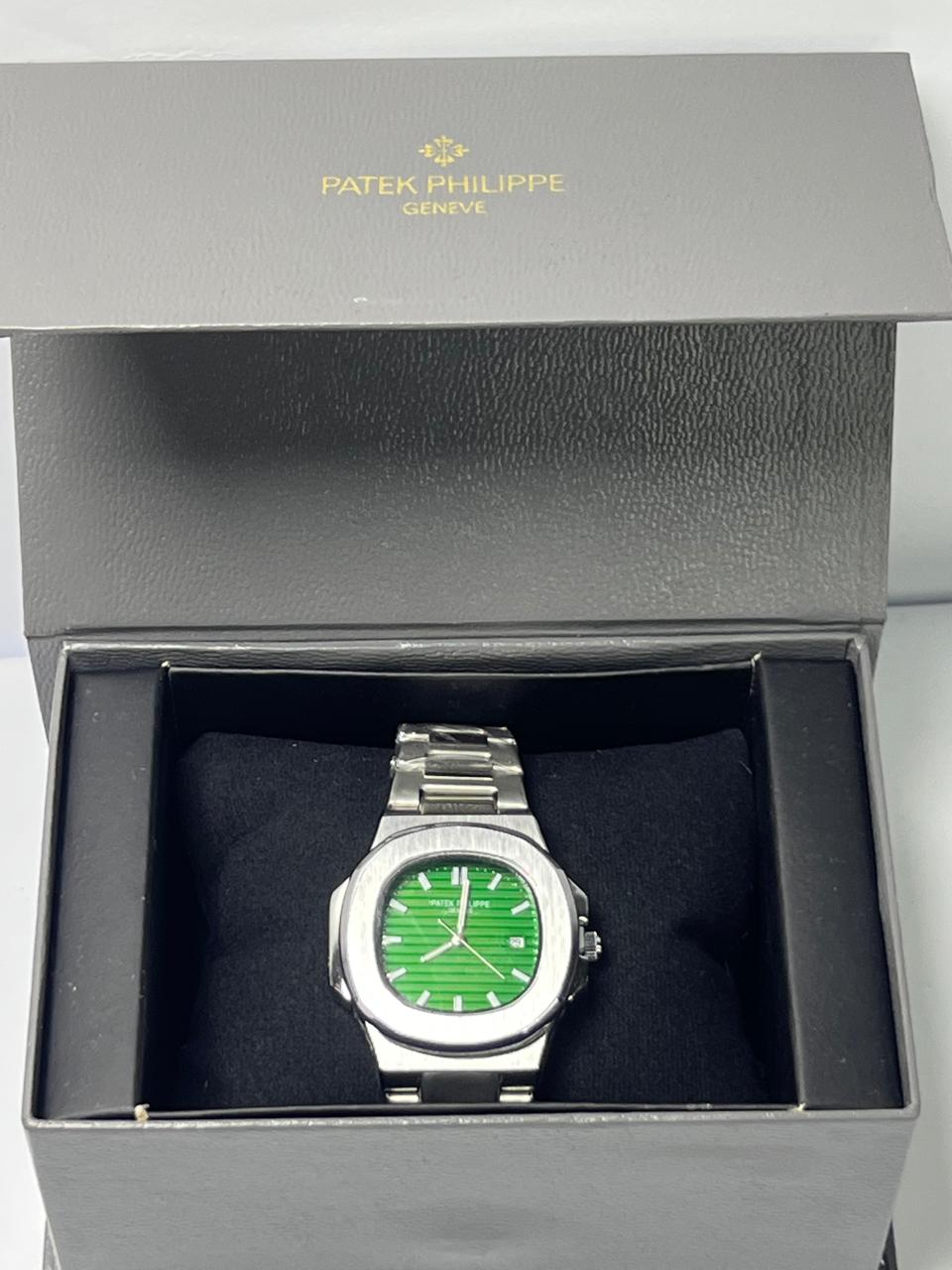 Patek Philippe | 40mm | C-571 | Green