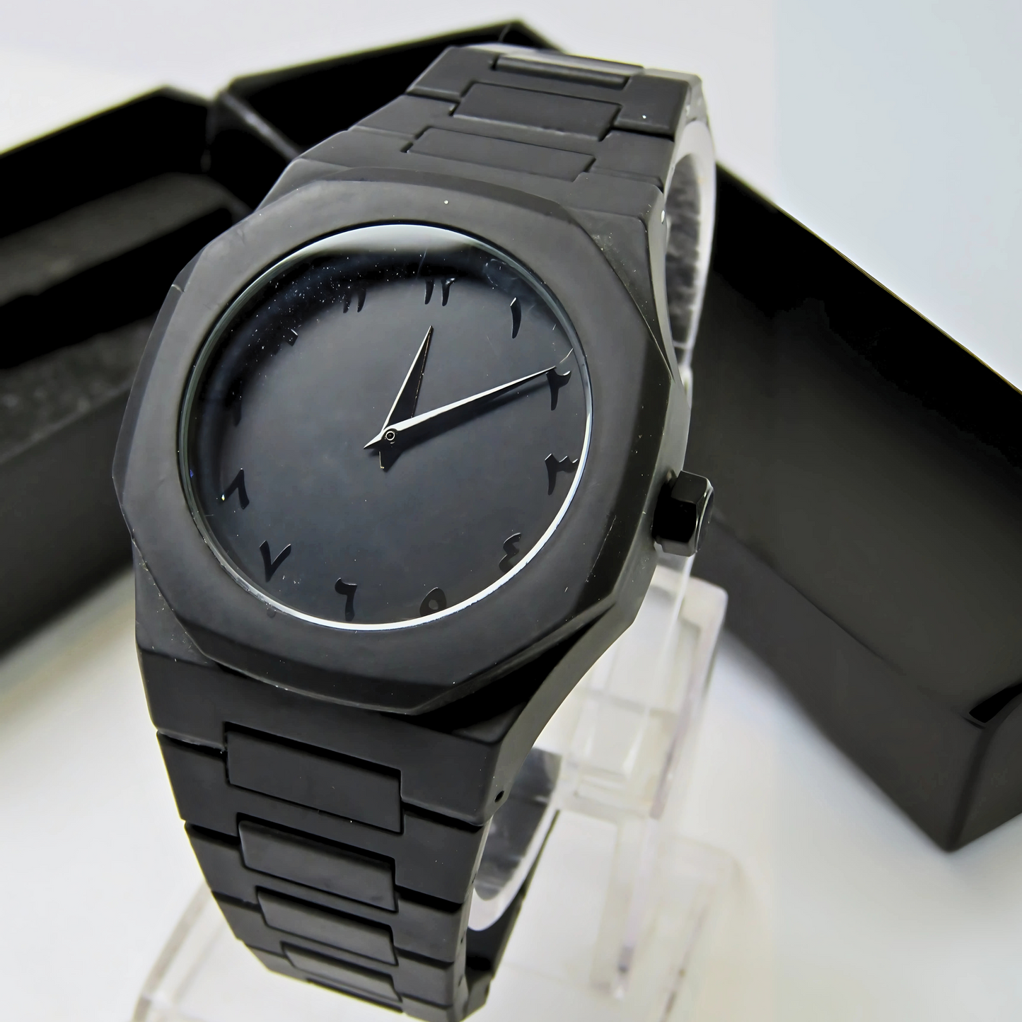 Black Arabic | Aura Watch