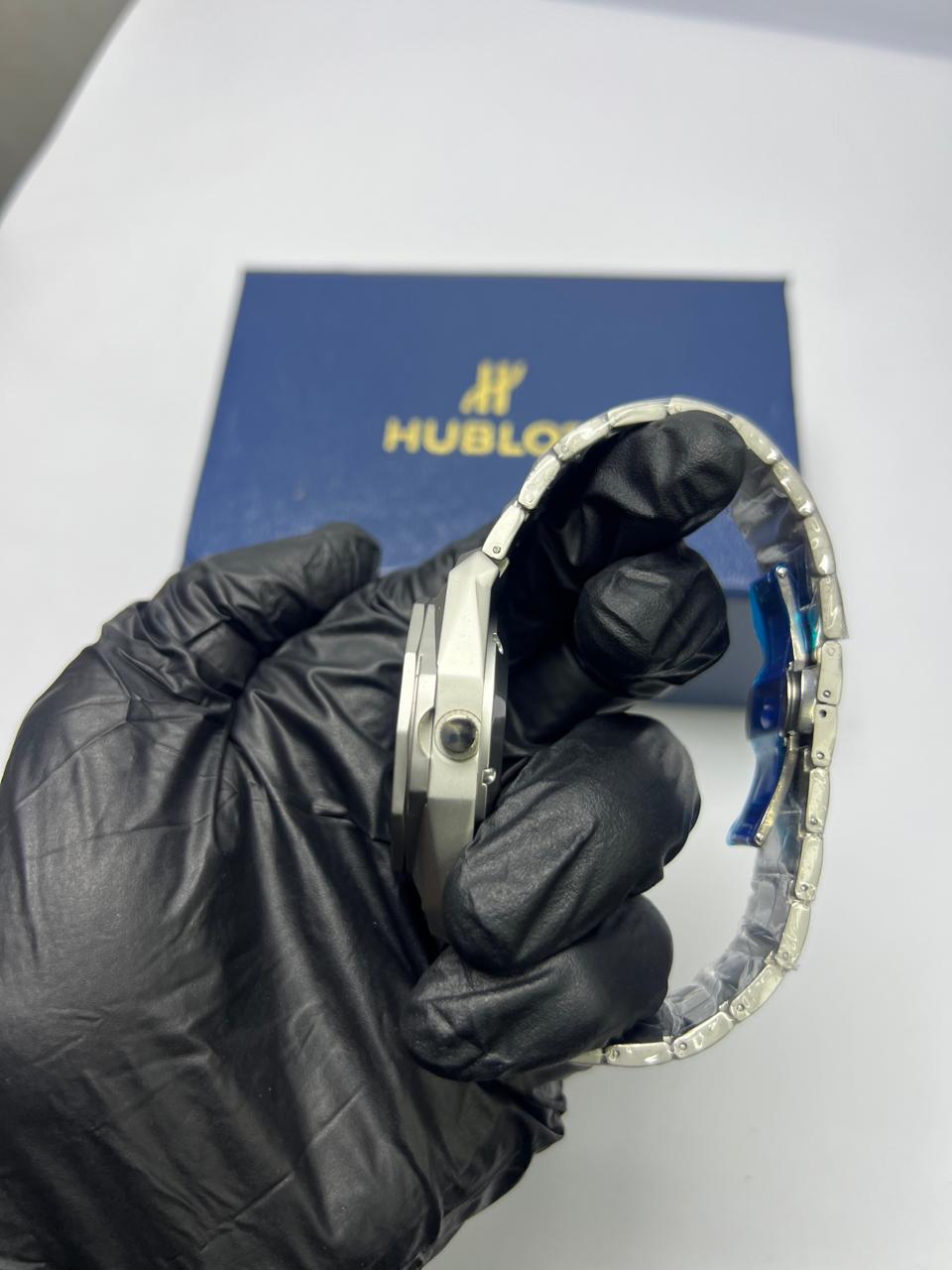 Hublot Diamond Cut | Master Watch | White