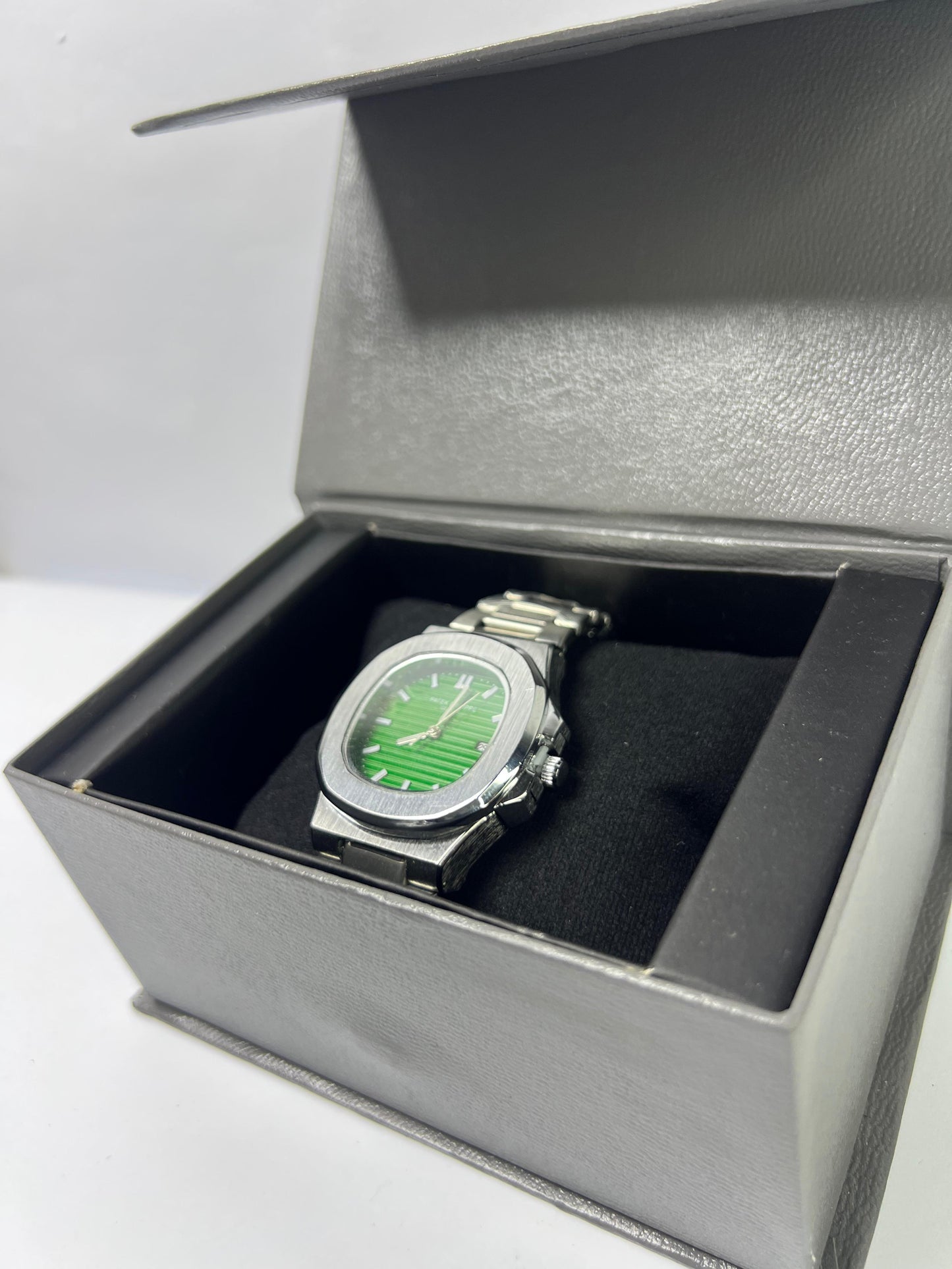 Patek Philippe | 40mm | C-571 | Green