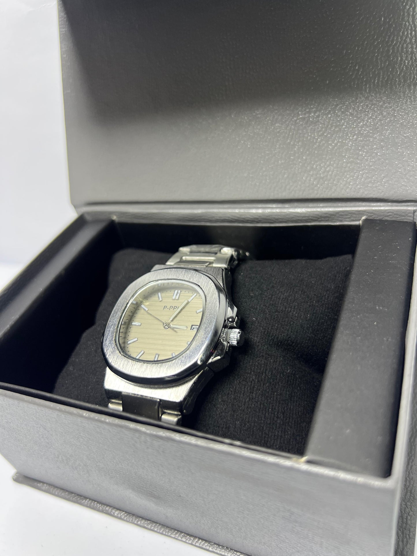 Patek Philippe | 40mm | C-571 | Cream